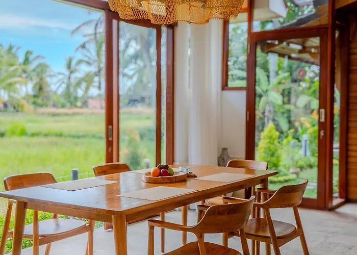 Prana Eco Wooden Villa *