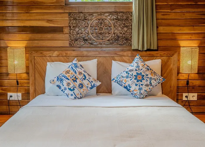 Prana Eco Wooden Villa *
