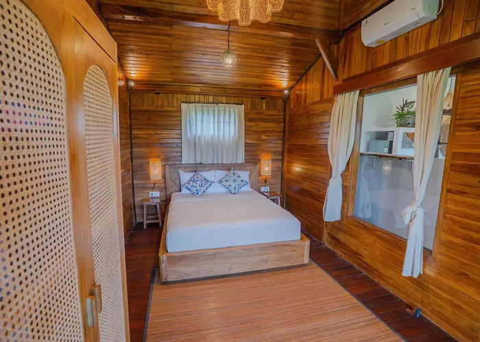 Prana Eco Wooden Villa *